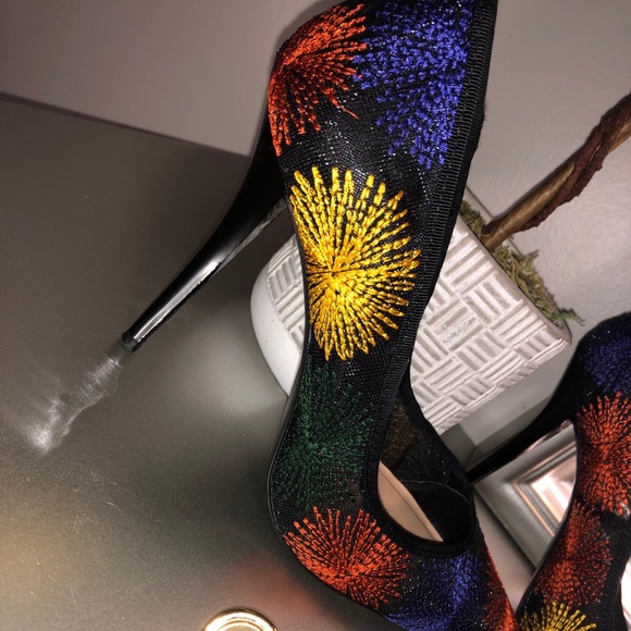 Zara heels with matching earrings - Picture 3 of 7